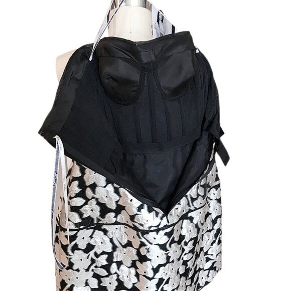 Oscar De La Renta Metallic Floral Sleveless Cocktail Mini Dress - Picture 10 of 10